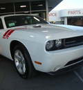 dodge challenger 2011 white coupe r t gasoline 8 cylinders rear wheel drive 6 speed manual 33157