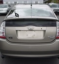 toyota prius 2006 tan hatchback hybrid 4 cylinders front wheel drive cont  variable trans  06019