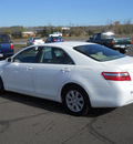 toyota camry 2007 white sedan le gasoline 4 cylinders front wheel drive automatic 55811