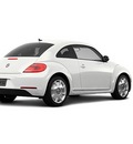volkswagen beetle 2012 white hatchback 2 5 pzev gasoline 5 cylinders front wheel drive 6 speed automatic 56001