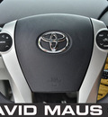 toyota prius 2011 white hybrid 4 cylinders front wheel drive automatic 32771