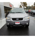 ford escape 2007 gray suv limited gasoline 6 cylinders all whee drive automatic with overdrive 08844