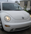 volkswagen beetle 2002 white coupe gls gasoline 4 cylinders front wheel drive automatic 77379