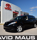 toyota sienna 2011 black van le gasoline 6 cylinders front wheel drive automatic 32771