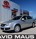 volkswagen jetta 2009 silver sedan s gasoline 5 cylinders front wheel drive automatic 32771