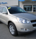chevrolet traverse 2011 gold suv lt w 1lt gasoline 6 cylinders front wheel drive automatic 46219