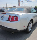 ford mustang 2010 gray v6 gasoline 6 cylinders rear wheel drive automatic with overdrive 62863