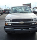 chevrolet silverado 1500 2004 dk  gray pickup truck gasoline 6 cylinders rear wheel drive automatic 45324