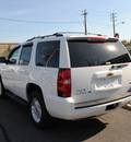 chevrolet tahoe 2009 white suv lt xfe flex fuel 8 cylinders 2 wheel drive automatic 27591