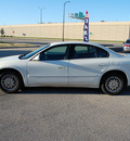 pontiac bonneville 2005 off white sedan se gasoline 6 cylinders front wheel drive automatic 67210
