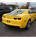 chevrolet camaro 2011 yellow coupe ss gasoline 8 cylinders rear wheel drive automatic 07712