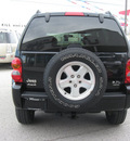 jeep liberty 2004 black suv limited gasoline 6 cylinders 4 wheel drive automatic with overdrive 45840