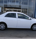 toyota corolla 2010 white sedan le gasoline 4 cylinders front wheel drive automatic 93955