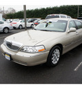 lincoln town car 2011 beige sedan signature limited flex fuel 8 cylinders rear wheel drive automatic with overdrive 08902