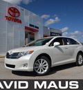 toyota venza 2011 white awd gasoline 4 cylinders all whee drive automatic 32771