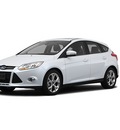 ford focus 2012 white hatchback sel gasoline 4 cylinders front wheel drive automatic 98032