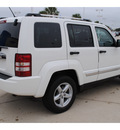 jeep liberty 2010 white suv limited gasoline 6 cylinders 4 wheel drive automatic with overdrive 77065