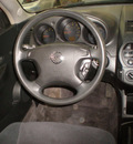 nissan altima 2002 maroon sedan gasoline 4 cylinders front wheel drive automatic 13502