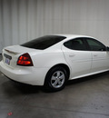 pontiac grand prix 2008 white sedan gasoline 6 cylinders front wheel drive automatic 76108