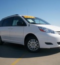 toyota sienna 2008 white van le 8 passenger gasoline 6 cylinders front wheel drive automatic 90241