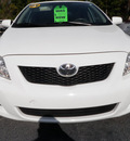 toyota corolla 2009 white sedan le gasoline 4 cylinders front wheel drive automatic 32401
