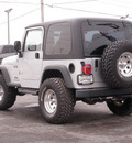 jeep wrangler 2004 silver suv x 4x4 gasoline 6 cylinders 4 wheel drive automatic with overdrive 61832