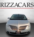 lincoln mkx 2011 silver suv gasoline 6 cylinders front wheel drive automatic with overdrive 60546