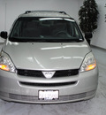 toyota sienna 2004 silver van gasoline 6 cylinders front wheel drive 5 speed automatic 91731