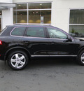 volkswagen touareg 2012 black suv tdi diesel 6 cylinders all whee drive automatic 98226