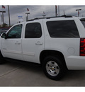 chevrolet tahoe 2011 white suv lt flex fuel 8 cylinders 2 wheel drive 6 speed automatic 77090