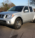 nissan frontier 2010 silver pro 4x gasoline 6 cylinders 2 wheel drive automatic 27616