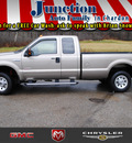 ford f 250 super duty 2006 beige xlt diesel 8 cylinders 4 wheel drive automatic 44024