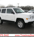jeep patriot 2012 white suv sport gasoline 4 cylinders 4 wheel drive automatic 45840