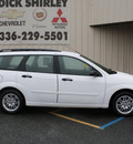 ford focus 2003 white wagon se gasoline 4 cylinders front wheel drive automatic 27215