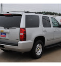 chevrolet tahoe 2010 silver suv lt flex fuel 8 cylinders 2 wheel drive automatic with overdrive 77090