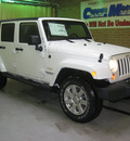 jeep wrangler unlimited 2012 white suv sahara gasoline 6 cylinders 4 wheel drive automatic 44883