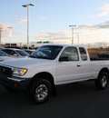 toyota tacoma 2000 white sr5 gasoline 6 cylinders 4 wheel drive 5 speed manual 27215