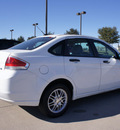 ford focus 2008 white sedan se gasoline 4 cylinders front wheel drive automatic 76018