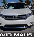 toyota highlander 2012 white suv gasoline 6 cylinders all whee drive automatic 32771