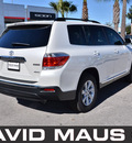 toyota highlander 2012 white suv gasoline 6 cylinders all whee drive automatic 32771