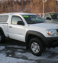 toyota tacoma 2009 white gasoline 4 cylinders 4 wheel drive 5 speed manual 13502