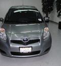 toyota yaris 2009 gray hatchback gasoline 4 cylinders front wheel drive automatic 91731