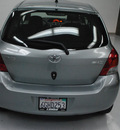 toyota yaris 2009 gray hatchback gasoline 4 cylinders front wheel drive automatic 91731