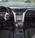 chevrolet traverse 2009 dk  gray suv lt gasoline 6 cylinders all whee drive automatic 60007