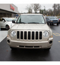 jeep patriot 2009 gray suv sport gasoline 4 cylinders 2 wheel drive automatic with overdrive 08844
