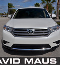 toyota highlander 2011 white suv gasoline 6 cylinders front wheel drive automatic 32771