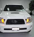 toyota tacoma 2008 white prerunner v6 gasoline 6 cylinders 2 wheel drive automatic 91731