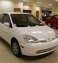 toyota prius 2002 white sedan hybrid 4 cylinders front wheel drive automatic 27707