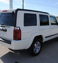 jeep commander 2008 white suv gasoline 6 cylinders 2 wheel drive automatic 76087