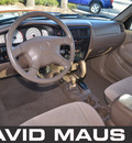 toyota tacoma 2001 gold sr5 trd 4x4 gasoline 6 cylinders dohc 4 wheel drive automatic 32771